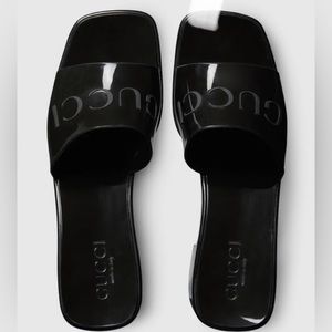 WOMEN'S RUBBER SLIDE SANDAL GUCCI LOGO